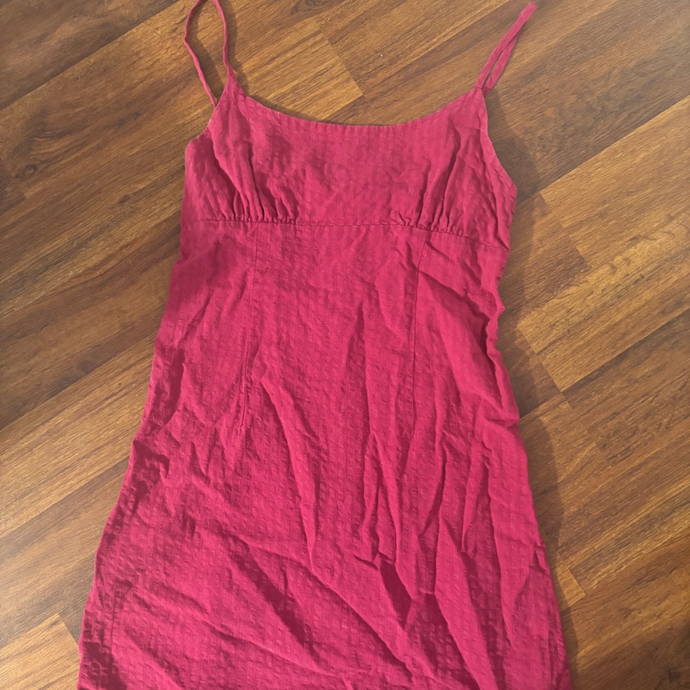 pink dress
